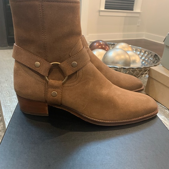 Saint Laurent Wyatt Harness Boot in Vitello Hallem Wax Palude - Picture 3 of 6